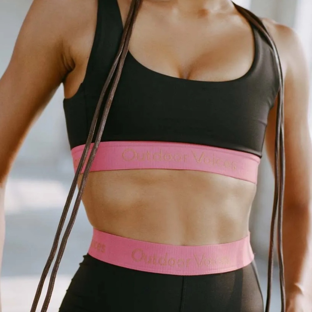 NWT Outdoor Voices smooth scoop bra black and desert rose as L